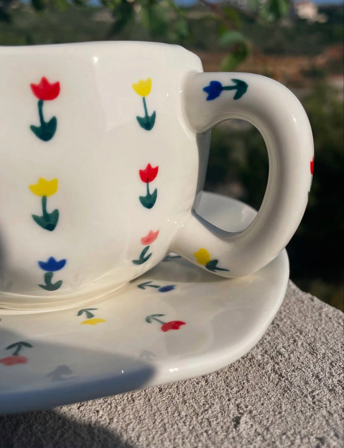 Mug with Saucer white and small tulip flowers