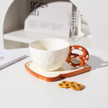 Biscuit Handle mug with Toast plate