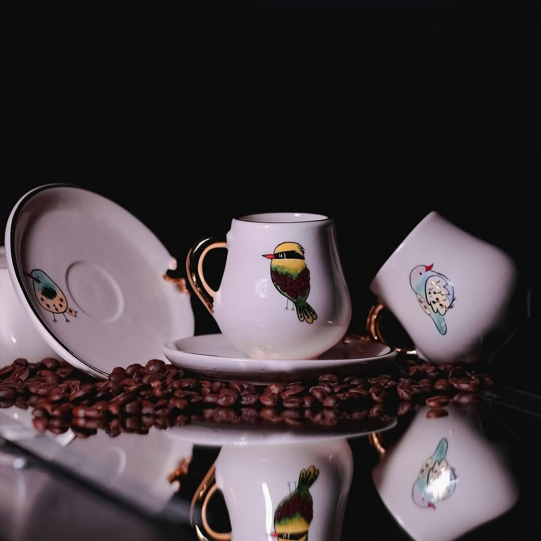 Golden bird - diff birds with saucer