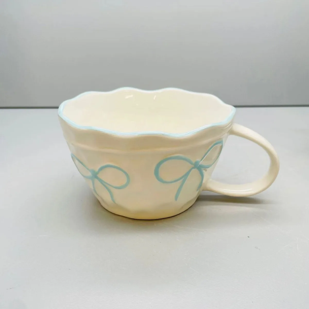 Big bow mug