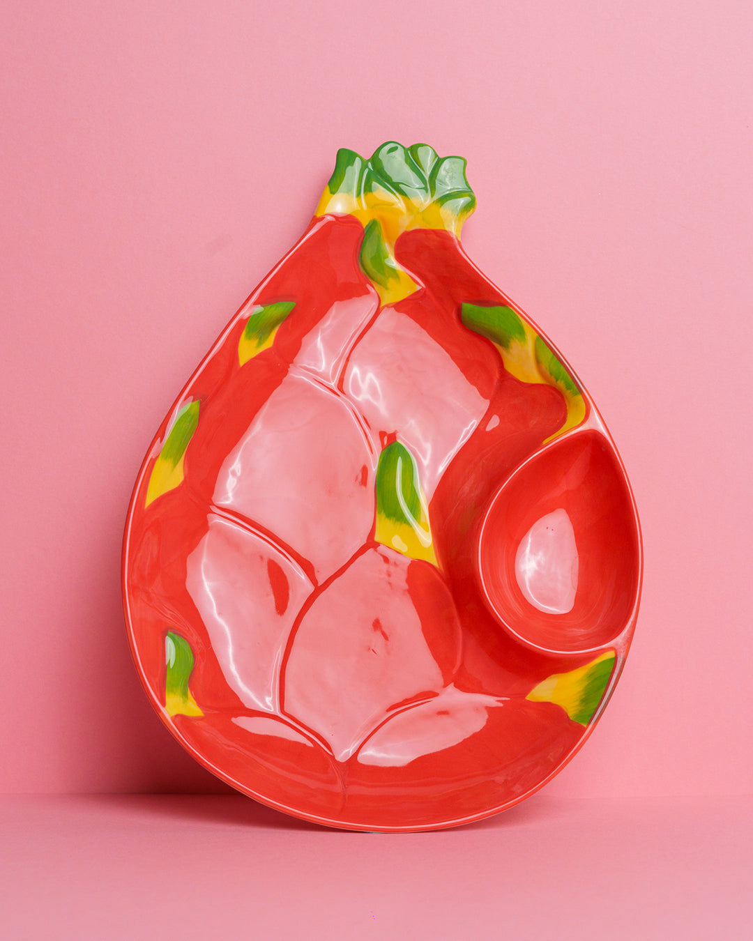 Ceramic plates with dip