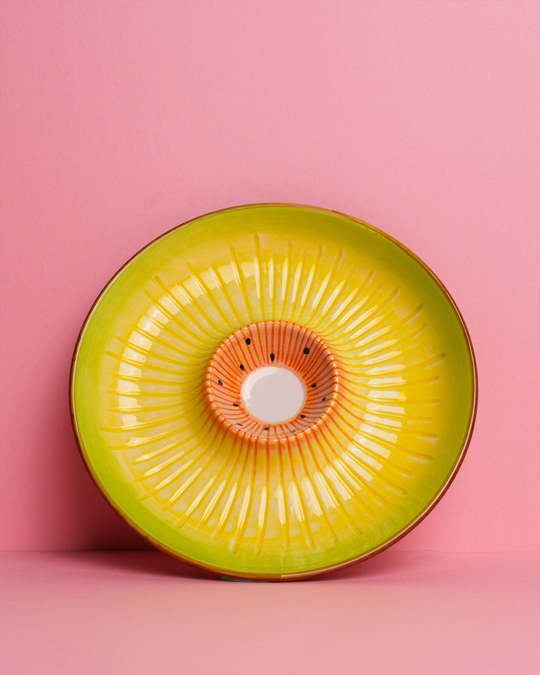 Ceramic plates with dip