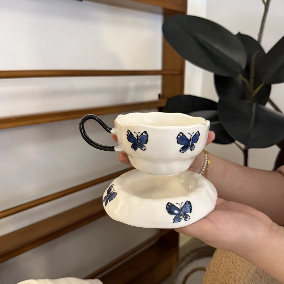 Sit in Mugs