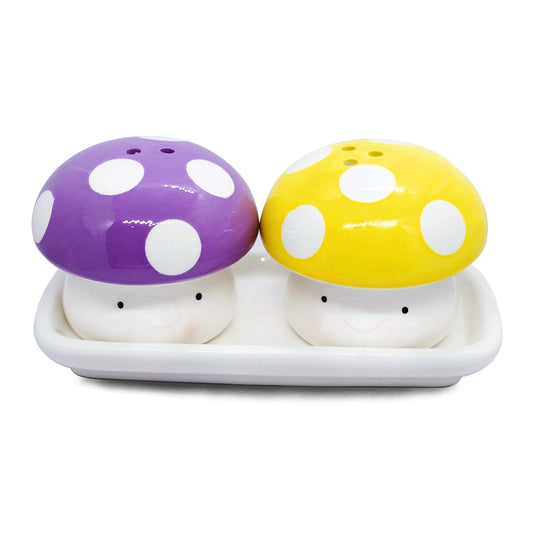 Salt and pepper shaker