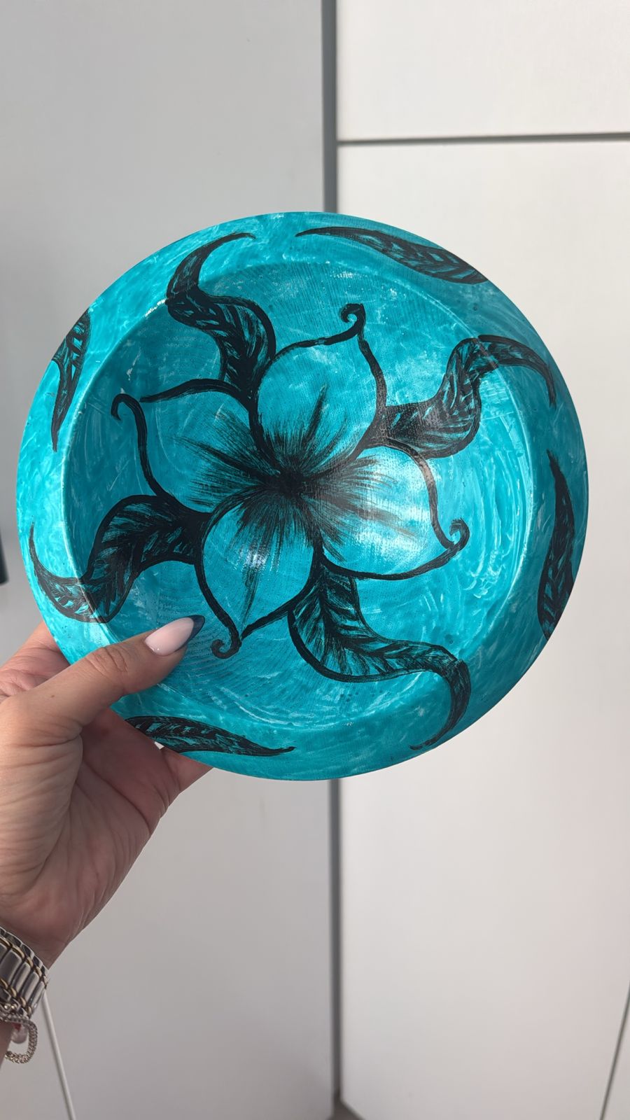 Hand painted plates small 22cm