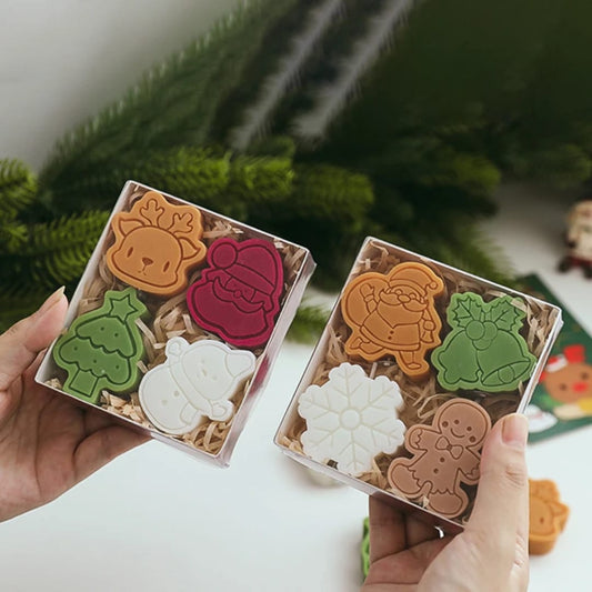 Set of 4 Christmas candles